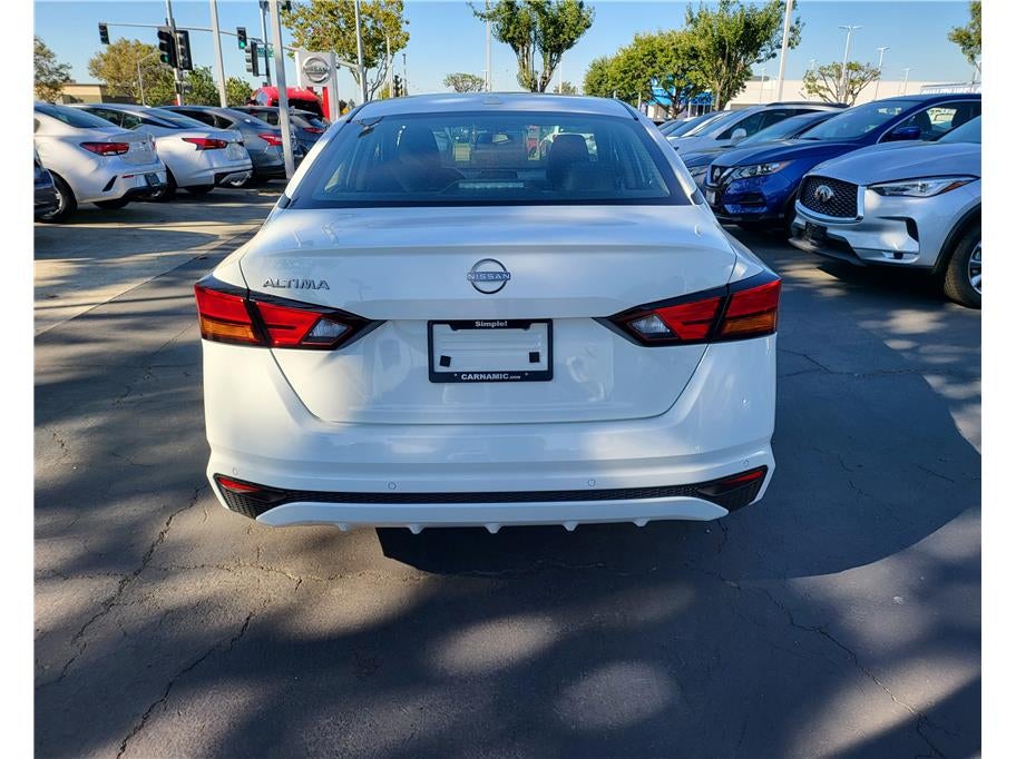 2025 Nissan Altima 2.5 S Sedan 4D