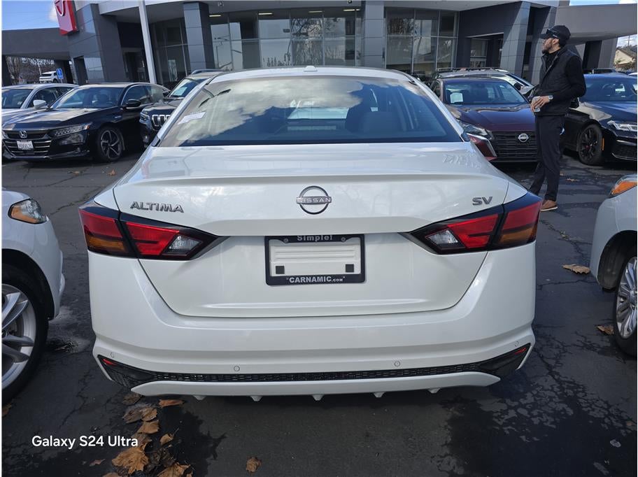 2023 Nissan Altima 2.5 SV Sedan 4D