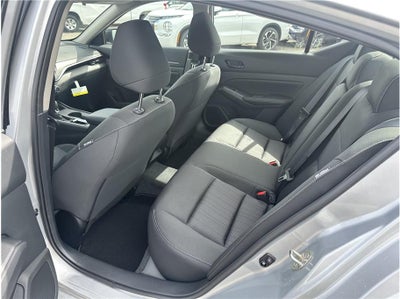 2026 Nissan Altima 2.5 SV Sedan 4D