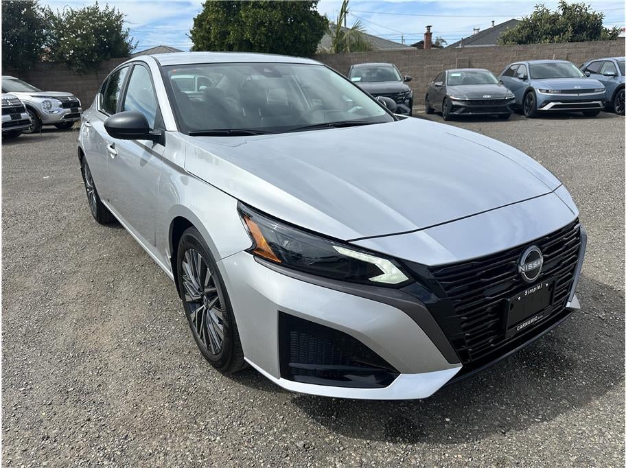 2026 Nissan Altima 2.5 SV Sedan 4D