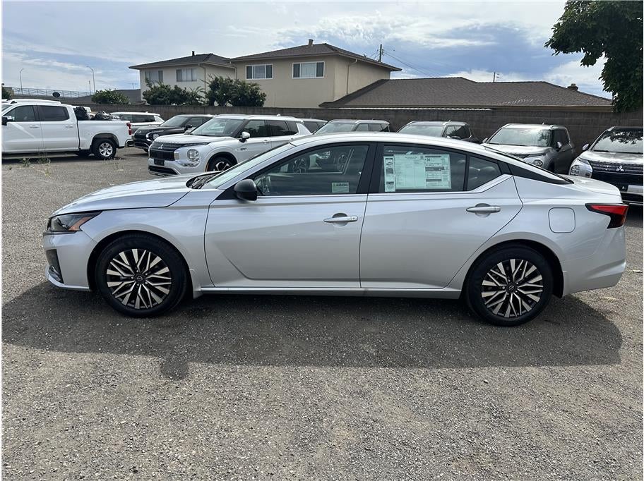 2026 Nissan Altima 2.5 SV Sedan 4D
