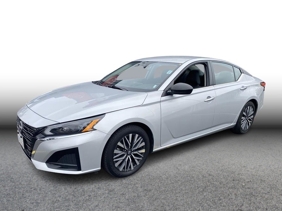 2024 Nissan Altima 2.5 SV Sedan 4D