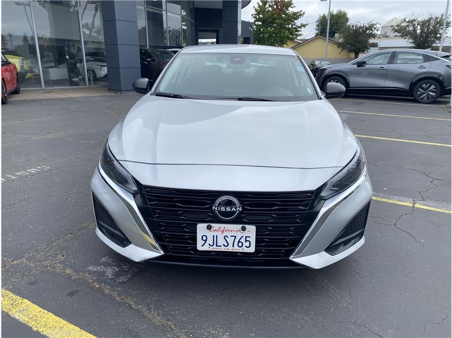 2024 Nissan Altima 2.5 SV Sedan 4D