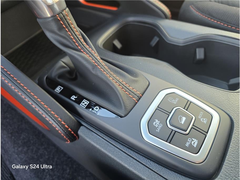 2026 Nissan Frontier Crew Cab PRO-4X Pickup 4D 5 ft