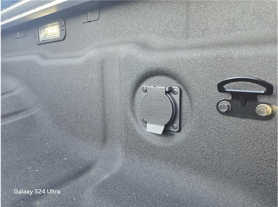 2026 Nissan Frontier Crew Cab PRO-4X Pickup 4D 5 ft