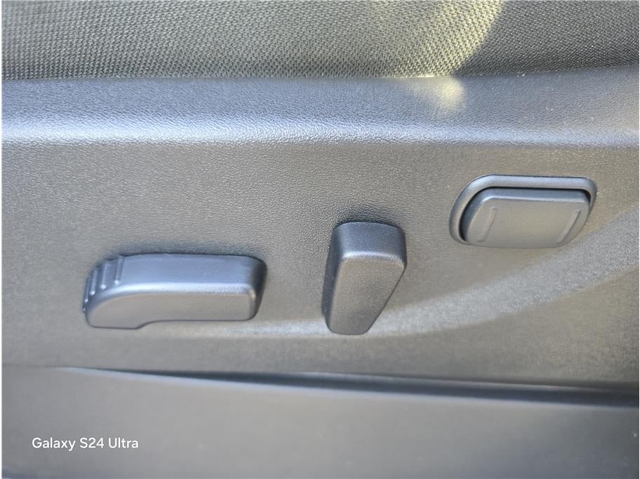 2026 Nissan Frontier Crew Cab PRO-4X Pickup 4D 5 ft