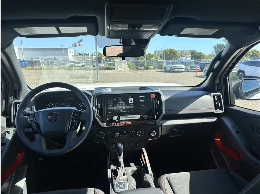 2026 Nissan Frontier Crew Cab PRO-4X Pickup 4D 5 ft