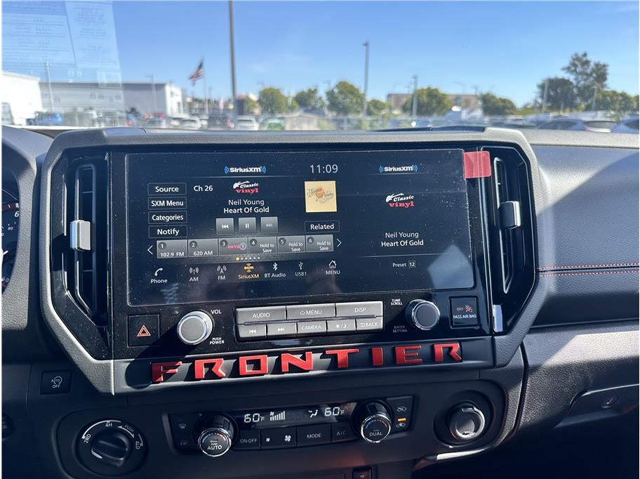 2026 Nissan Frontier Crew Cab PRO-4X Pickup 4D 5 ft