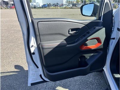 2026 Nissan Frontier Crew Cab PRO-4X Pickup 4D 5 ft