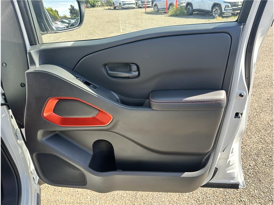 2026 Nissan Frontier Crew Cab PRO-4X Pickup 4D 5 ft