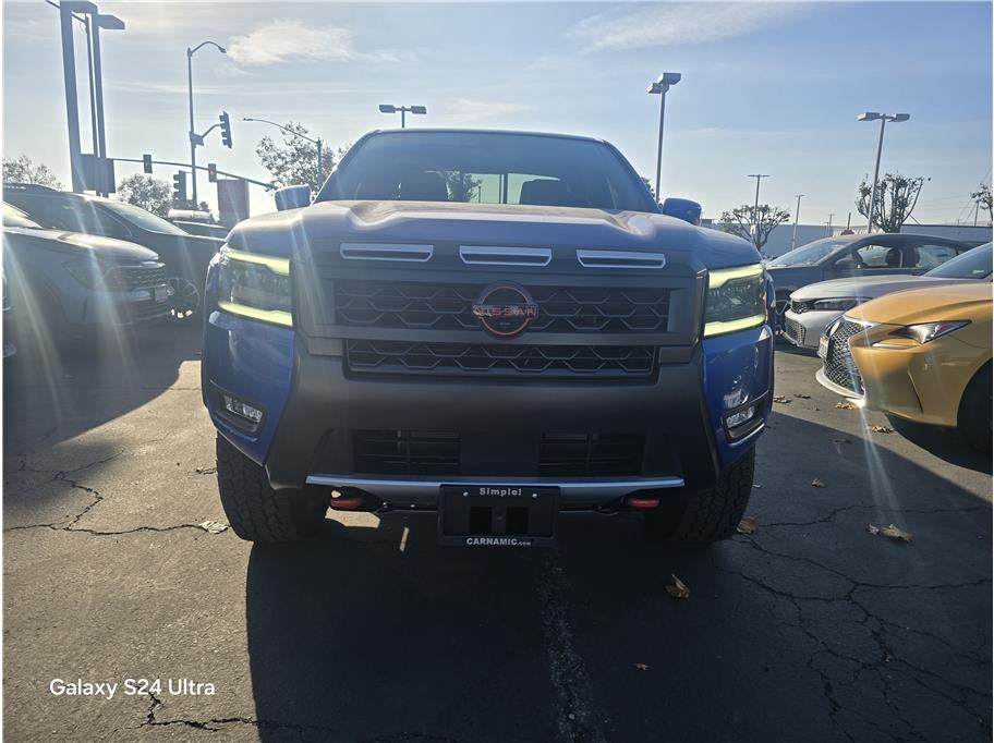 2026 Nissan Frontier Crew Cab PRO-4X Pickup 4D 6 ft