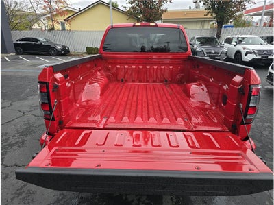 2025 Nissan Frontier Crew Cab SV Pickup 4D 6 ft