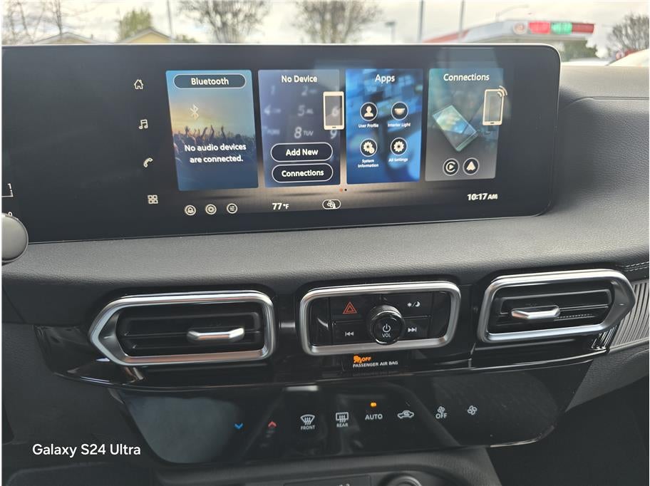 2026 Nissan Sentra SV Sedan 4D