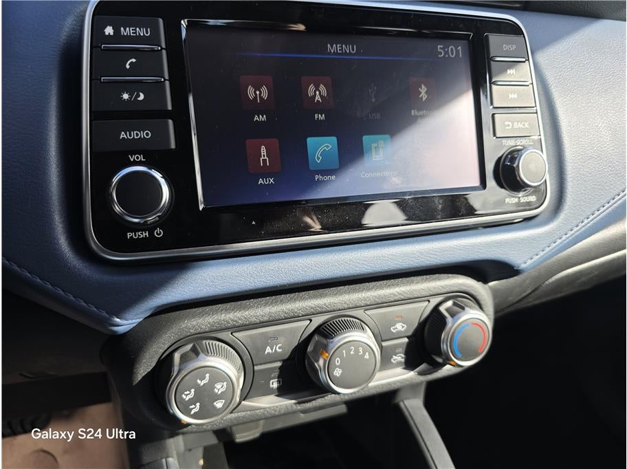 2025 Nissan Versa SV Sedan 4D