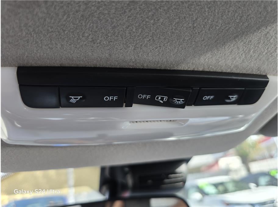 2025 Nissan Versa SV Sedan 4D