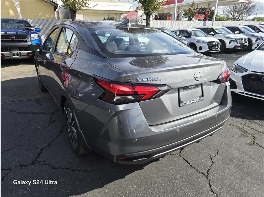 2025 Nissan Versa SV Sedan 4D