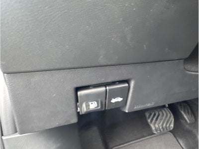 2025 Nissan Versa SR Sedan 4D