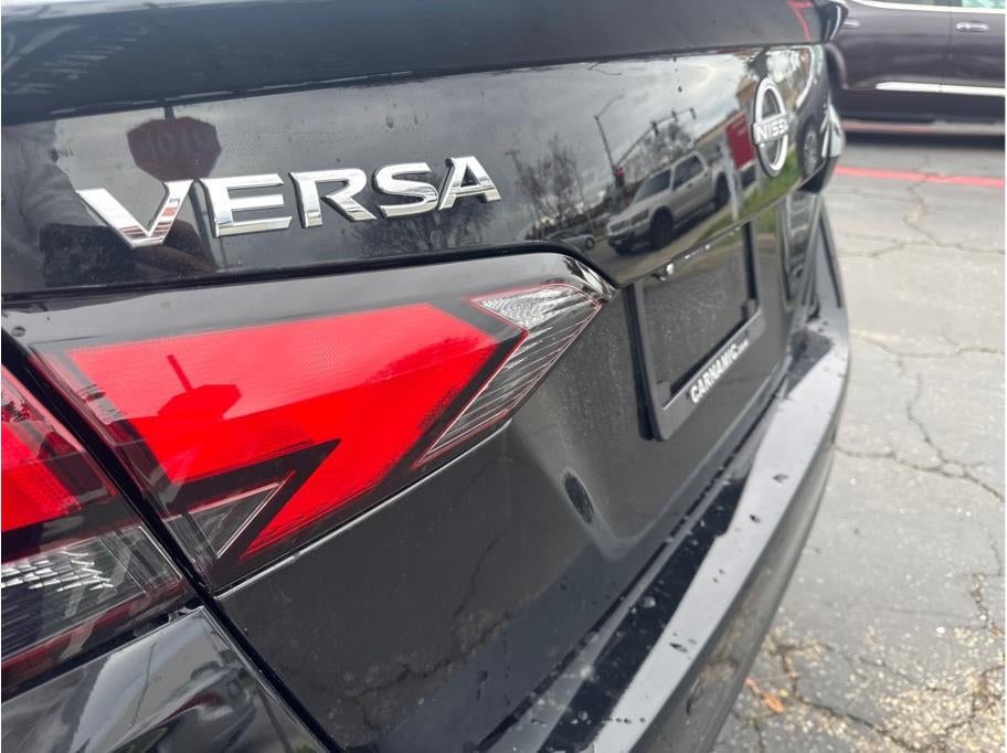 2025 Nissan Versa SR Sedan 4D