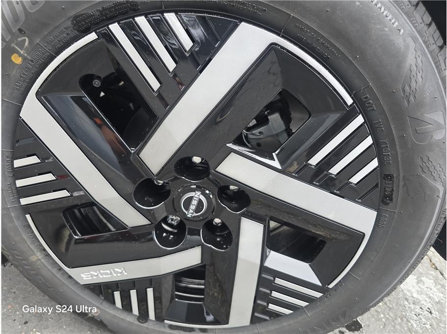 2026 Nissan Kicks MPV SV