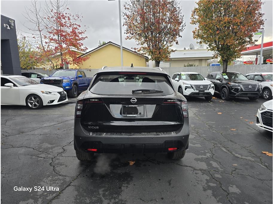 2026 Nissan Kicks SV Sport Utility 4D