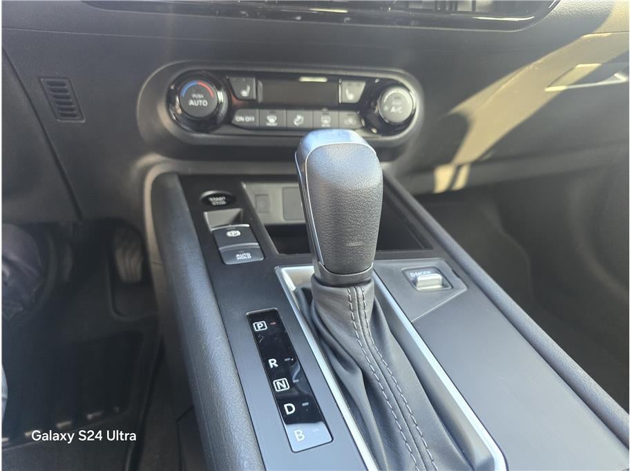 2026 Nissan Kicks SV Sport Utility 4D