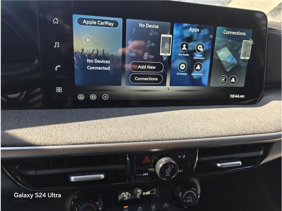 2026 Nissan Kicks SV Sport Utility 4D