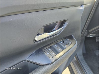 2026 Nissan Kicks SV Sport Utility 4D