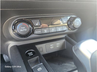 2026 Nissan Kicks SV Sport Utility 4D