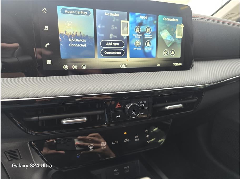 2026 Nissan Kicks SR Sport Utility 4D