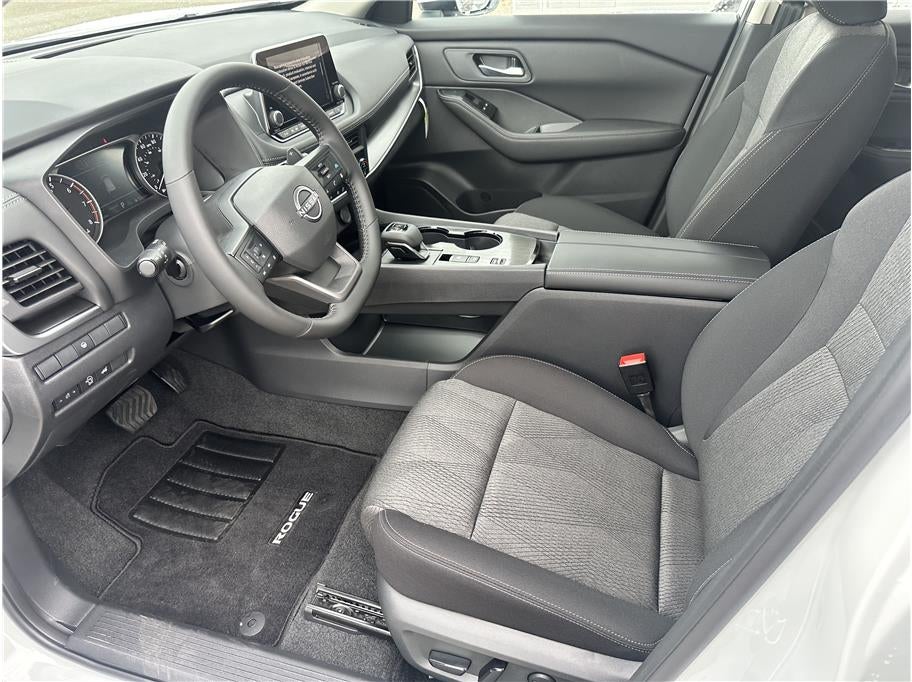 2026 Nissan Rogue SV (2026.5) Sport Utility 4D