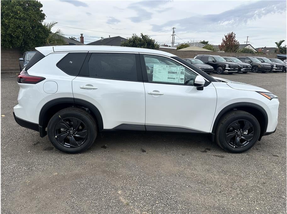 2026 Nissan Rogue SV (2026.5) Sport Utility 4D