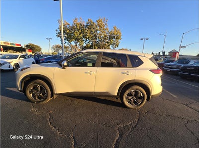 2026 Nissan Rogue SV Sport Utility 4D