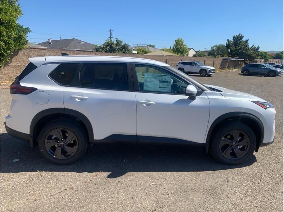 2026 Nissan Rogue SV (2026.5) Sport Utility 4D