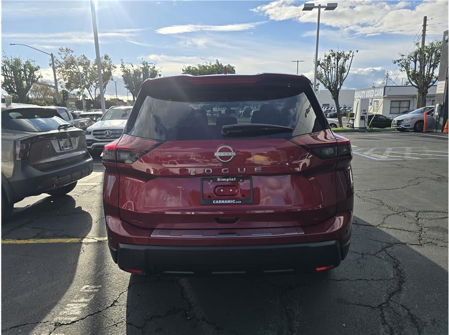 2026 Nissan Rogue SV Sport Utility 4D