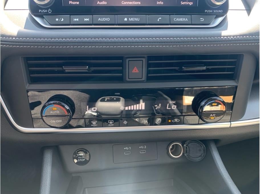 2026 Nissan Rogue SV (2026.5) Sport Utility 4D