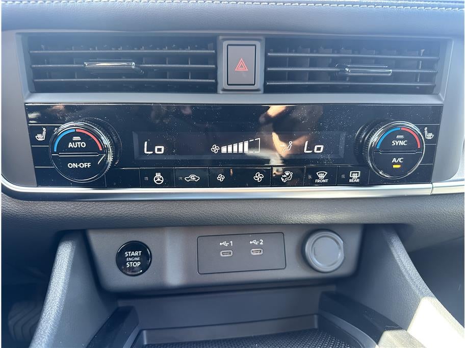 2026 Nissan Rogue SV (2026.5) Sport Utility 4D