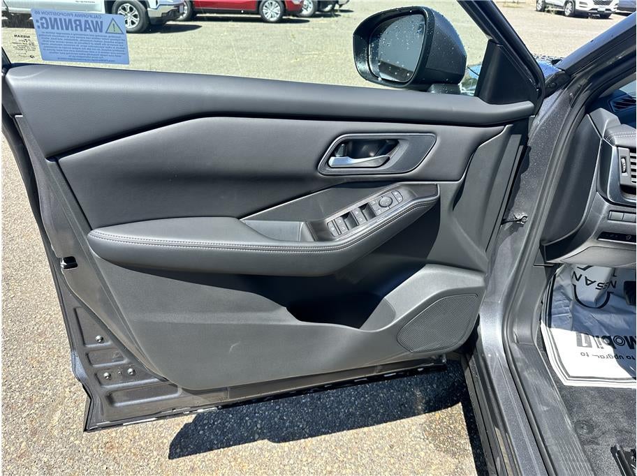 2026 Nissan Rogue SV (2026.5) Sport Utility 4D