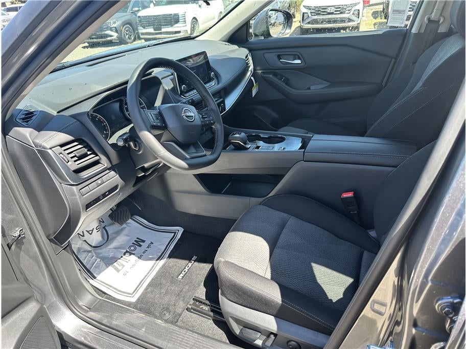 2026 Nissan Rogue SV (2026.5) Sport Utility 4D