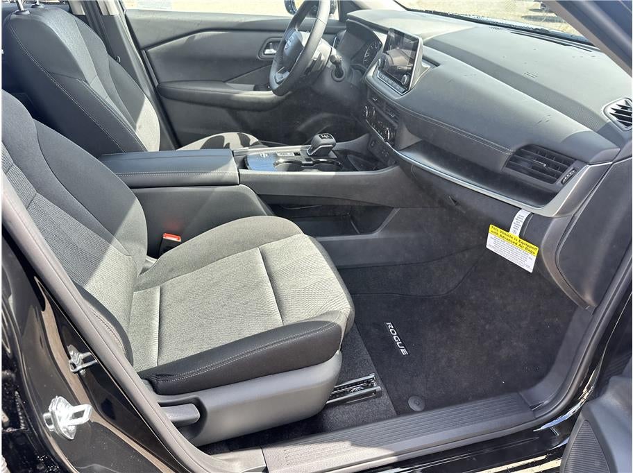 2026 Nissan Rogue SV (2026.5) Sport Utility 4D