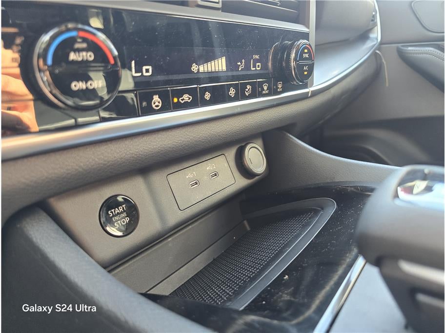 2026 Nissan Rogue SV Sport Utility 4D