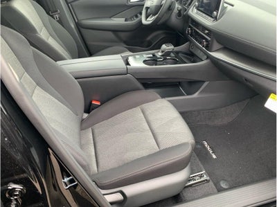 2026 Nissan Rogue SV (2026.5) Sport Utility 4D