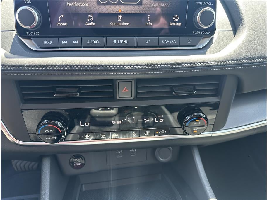 2026 Nissan Rogue SV (2026.5) Sport Utility 4D
