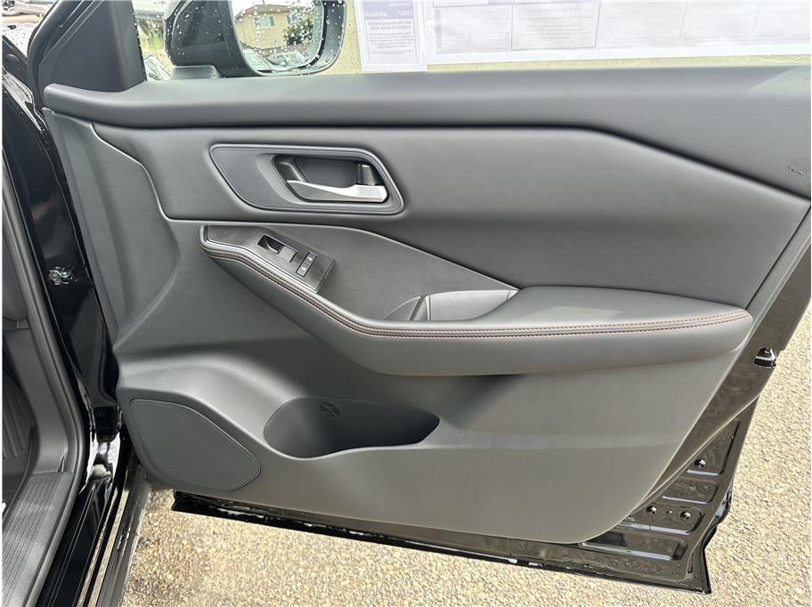 2026 Nissan Rogue SV (2026.5) Sport Utility 4D