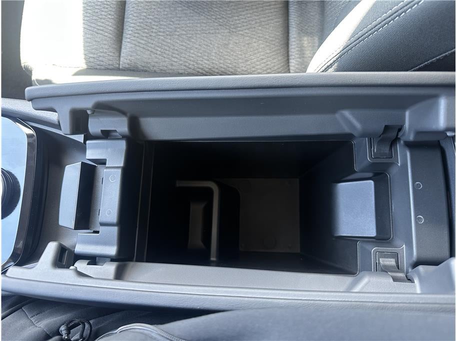 2026 Nissan Rogue SV (2026.5) Sport Utility 4D
