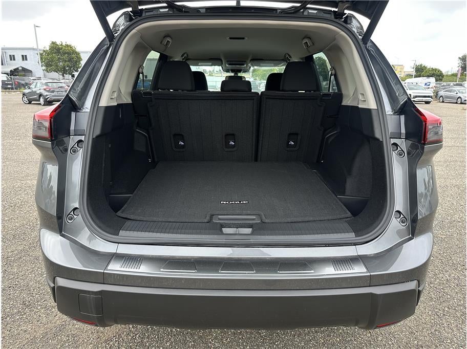 2026 Nissan Rogue SV (2026.5) Sport Utility 4D