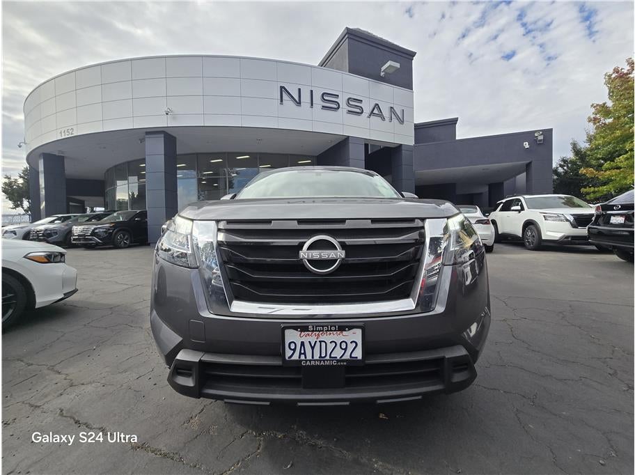 2022 Nissan Pathfinder SV Sport Utility 4D