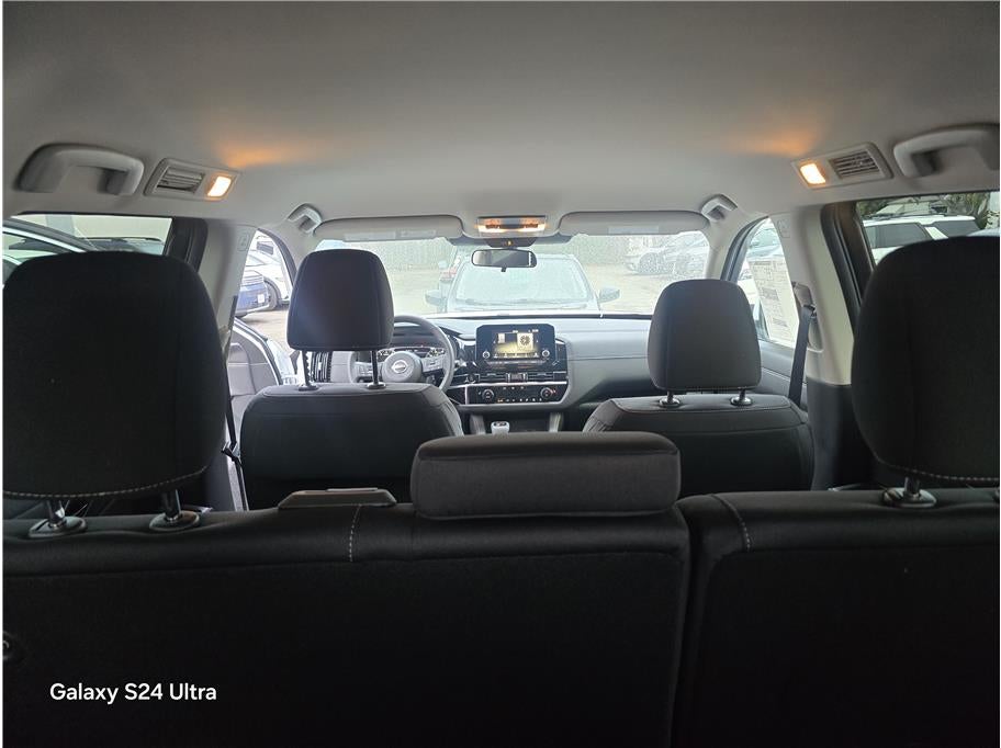 2025 Nissan Pathfinder SV Sport Utility 4D