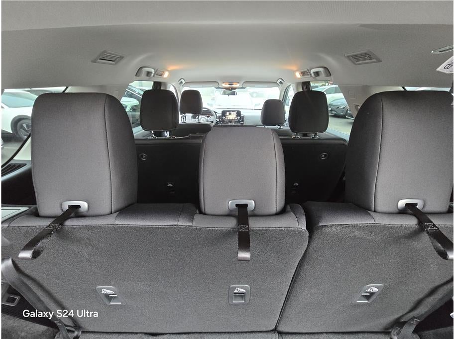 2025 Nissan Pathfinder SV Sport Utility 4D