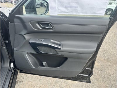 2026 Nissan Pathfinder SV Sport Utility 4D