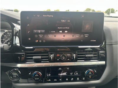 2026 Nissan Pathfinder SV Sport Utility 4D
